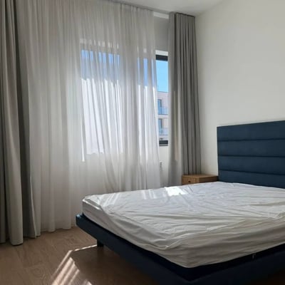 Miete einer geräumigen 3-Zimmer-Wohnung, 73 m², BW Scala, Belgrad, Serbien
